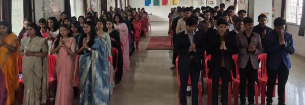 खट्टी मीठों यादों के साथ टीचर के प्यार और डांट को सहेजा 12वीं के बच्चों ने